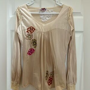 ladies long sleeve top beige with embroidered flowers